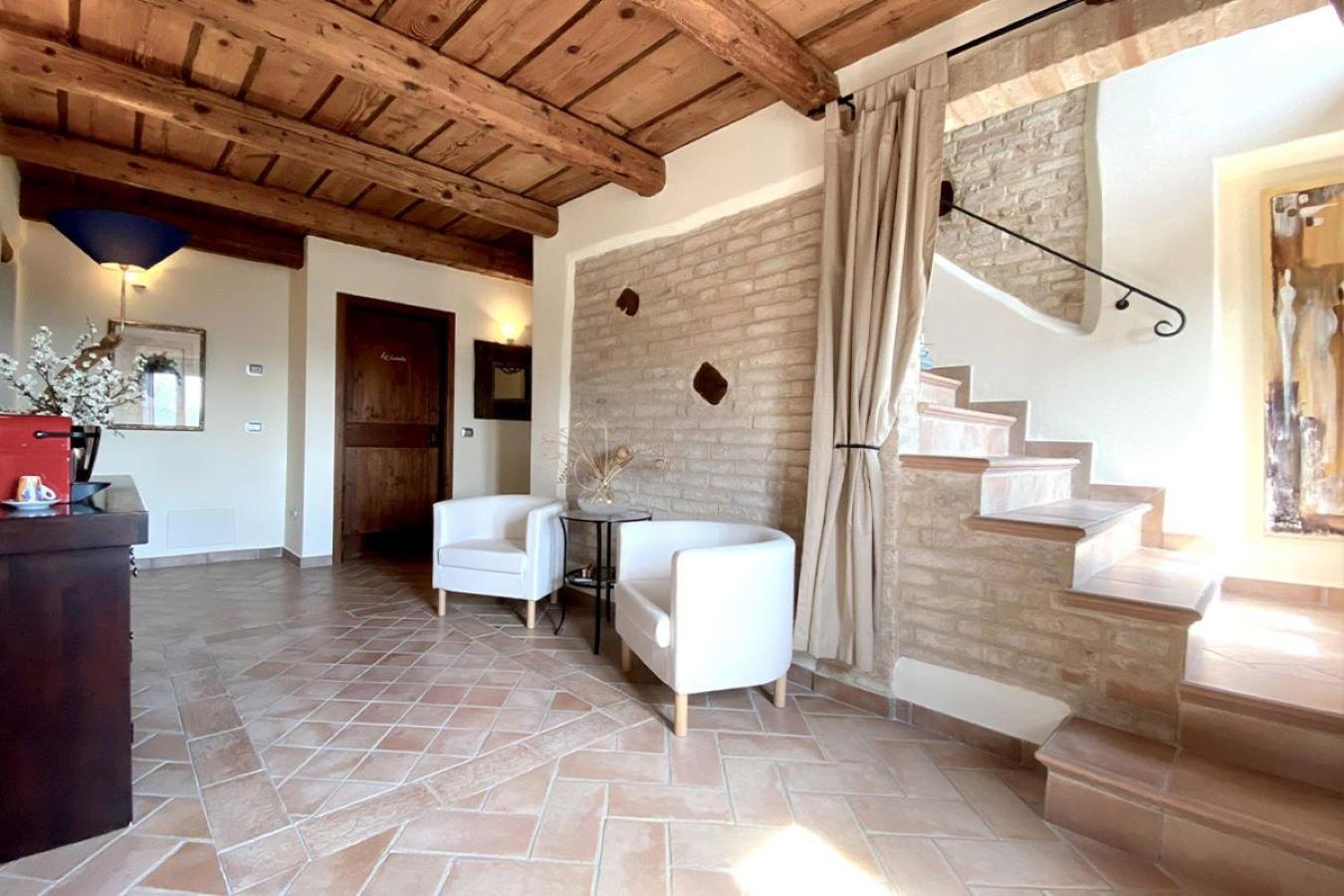 Bed And Breakfast La Vecchia Scuola Montefano Kültér fotó